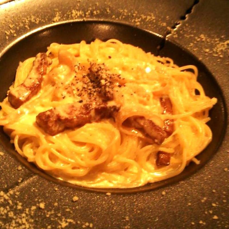 イタリア産パンチェッタのカルボナーラ(カンパーニュ ワイン酒場)