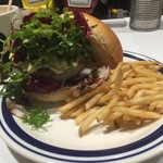 Aging beef burger (J.S. BURGERS CAFE 渋谷店)