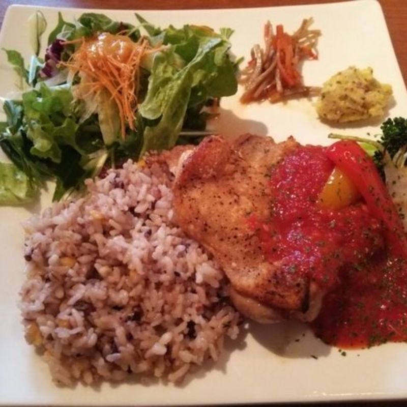 ランチセット（チキングリル）(ホヌカフェ （honucafe）)