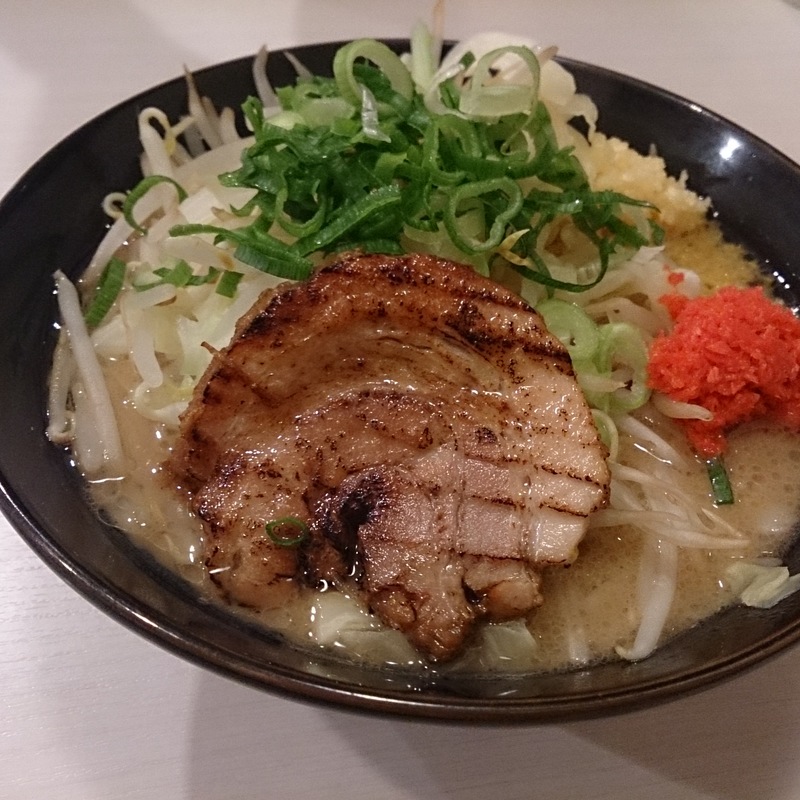 特製国豚骨ラーメン(ゴル家 長津田店)