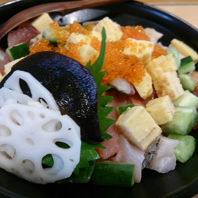 日替わり海鮮ちらし(沼津 魚がし鮨 キュービックプラザ新横浜店)