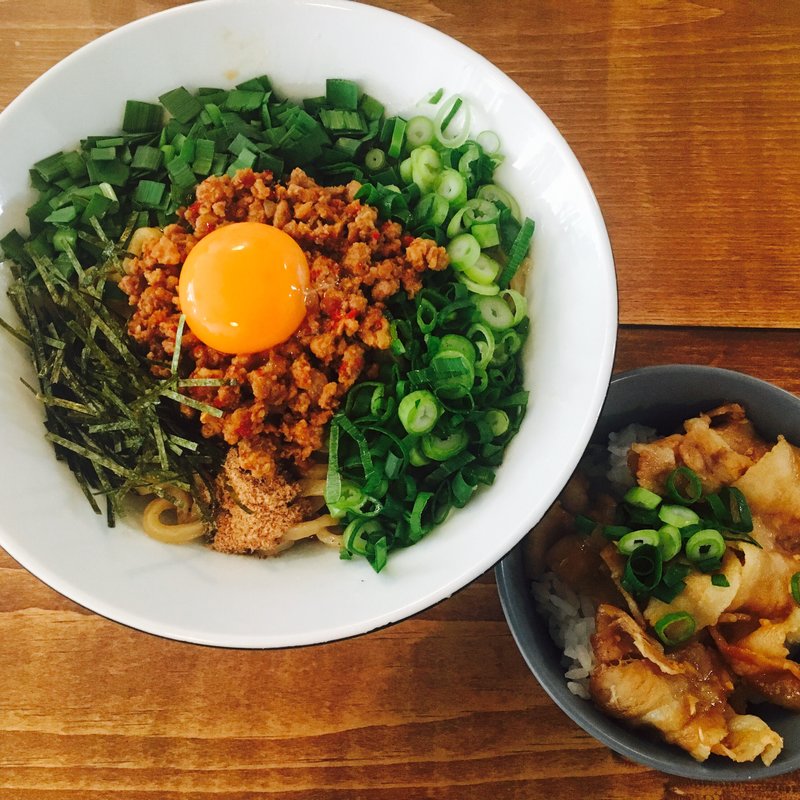 ランチセット(混ぜそば赤+ミニスタ丼)