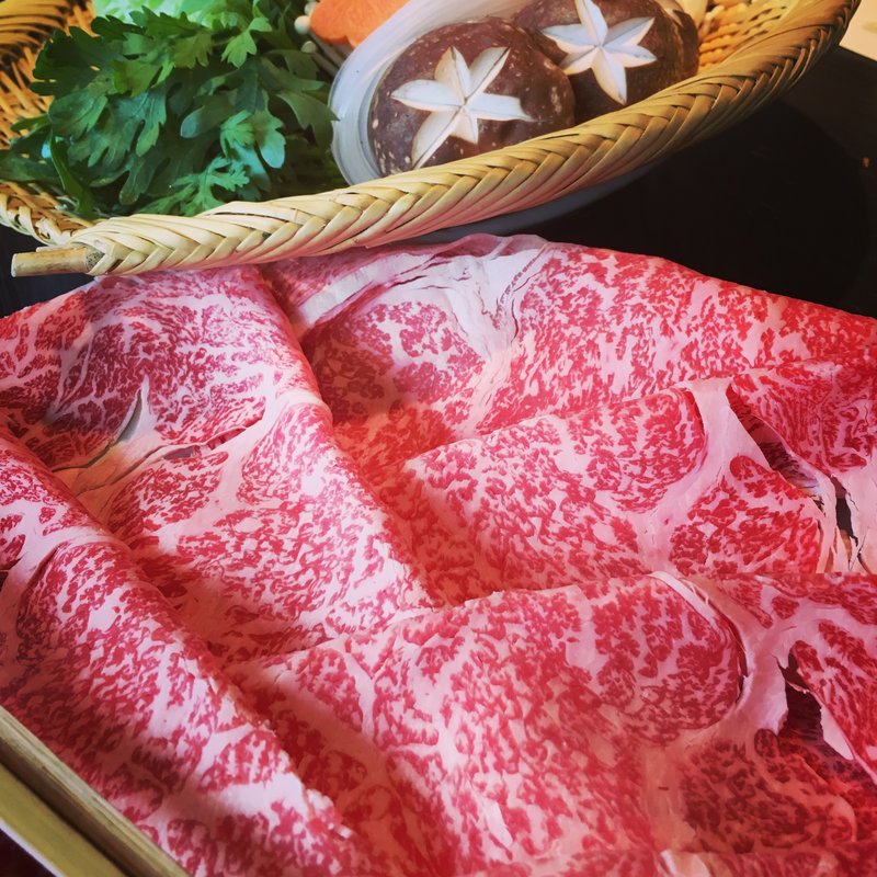 しゃぶしゃぶ（和牛霜降肉）(木曽路 港南中央店 （キソジ）)