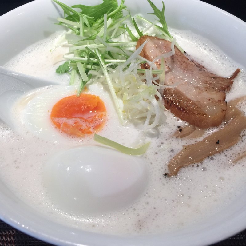 鳥白湯 大盛り 卵トッピング(麺屋 奏音)