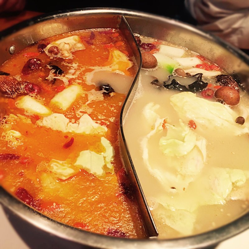 薬膳火鍋(百楽門酒家 下北沢店)