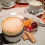 チーズスフレプレートセット(ファンスペースカフェ （FUN SPACE CAFE）)
