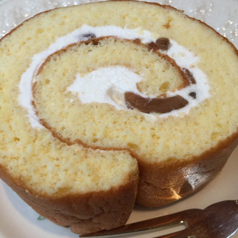 ロールケーキ マロン(フランソア喫茶室 （Salon de the FRANCOIS）)