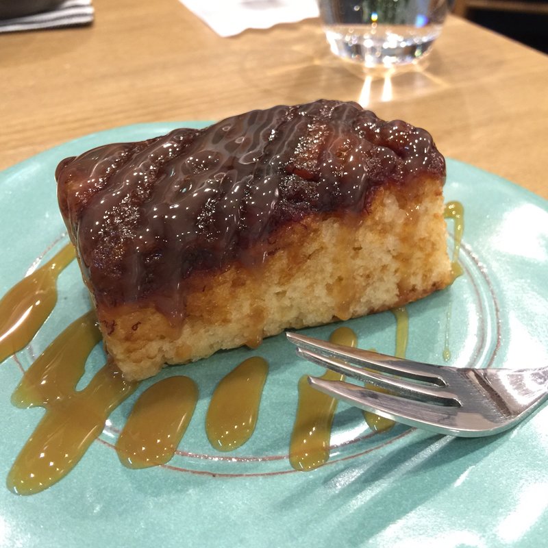 バナナキャラメルケーキ(カフェミナミ （cafe.minami373）)