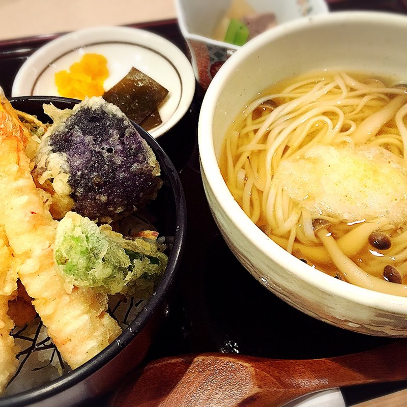 天丼としめじ蕪うどんセット(与太呂 神戸店)