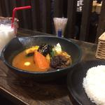 牛肉の赤ワイン煮to野菜カレー(lavi)