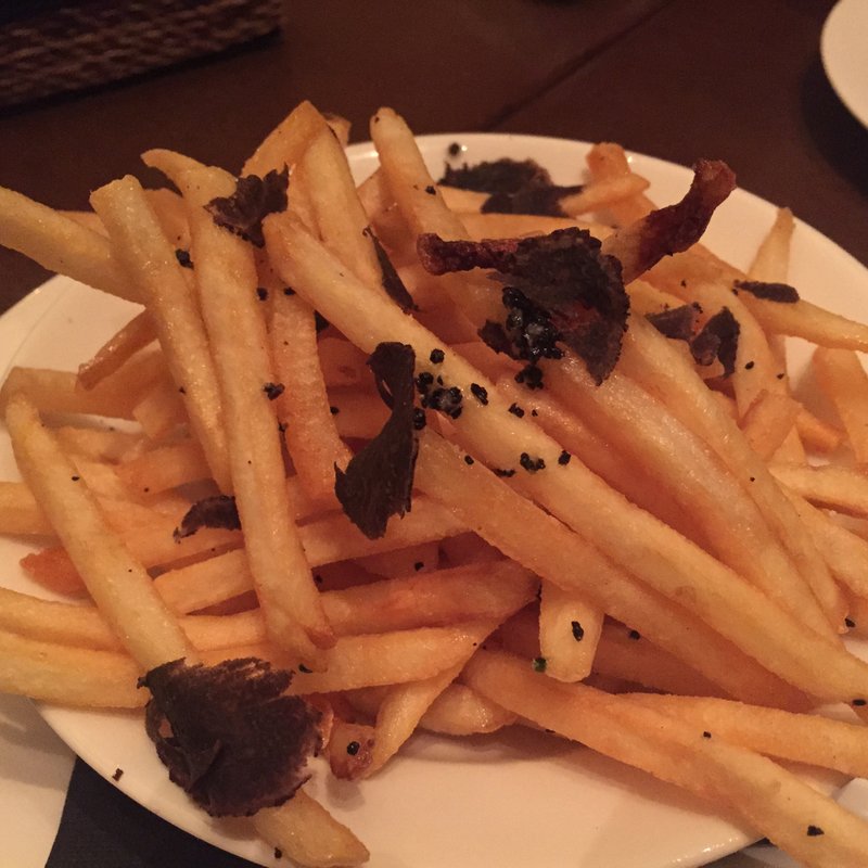 フレンチフライと黒トリュフ(orange（オランジェ）)