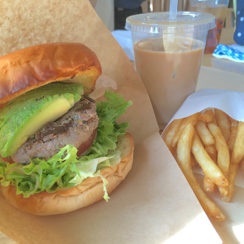 アボガドバーガーセット(back packer)