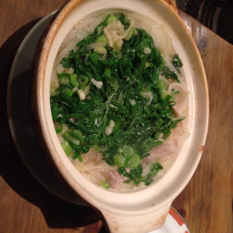 豚と大根の醤油煮込み麺(タイガー餃子会舘 中目黒店)