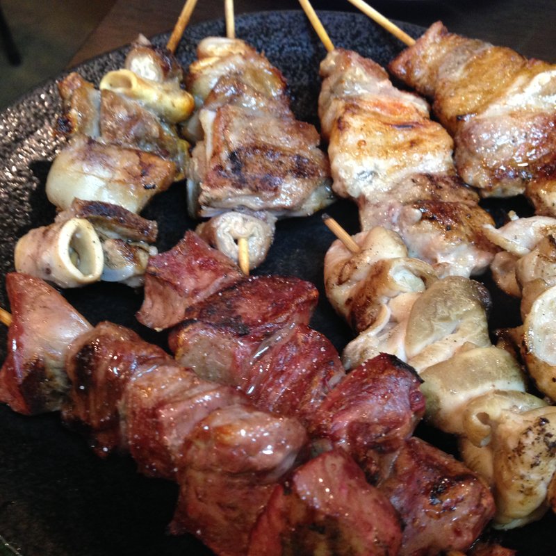 なんこつ、カシラ、白(みつぼ 高田馬場駅前店)