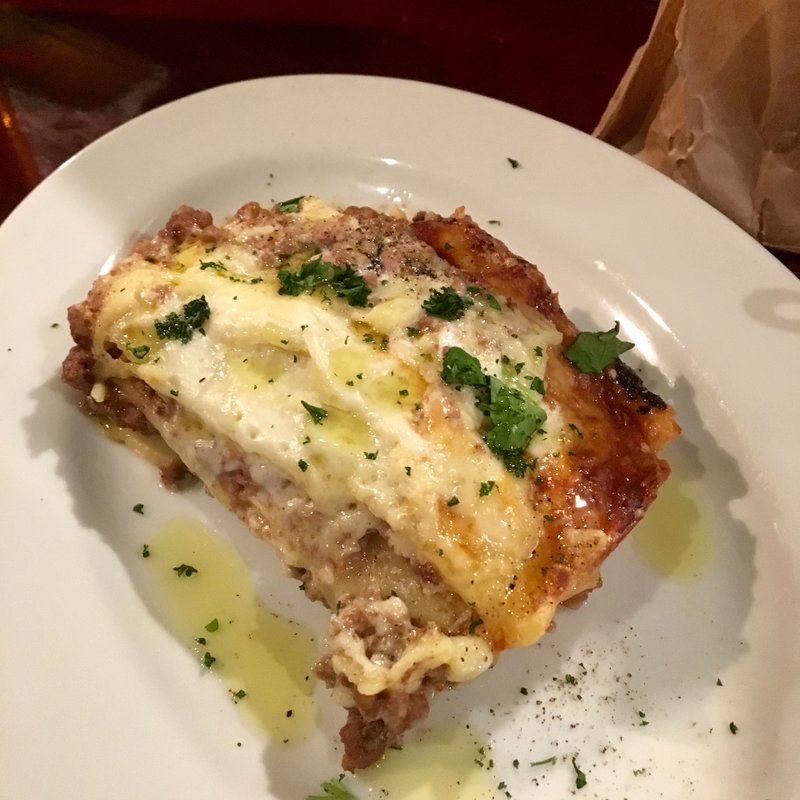 ラザニア(バール・タッチョモ)