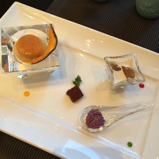 Sweet Potato Pudding and Assorted Sweets/安納いもプリン 小菓子彩々(mal D'amour)