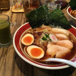 中華ソバ(ソラノイロ Japanese soup noodle free style 本店)