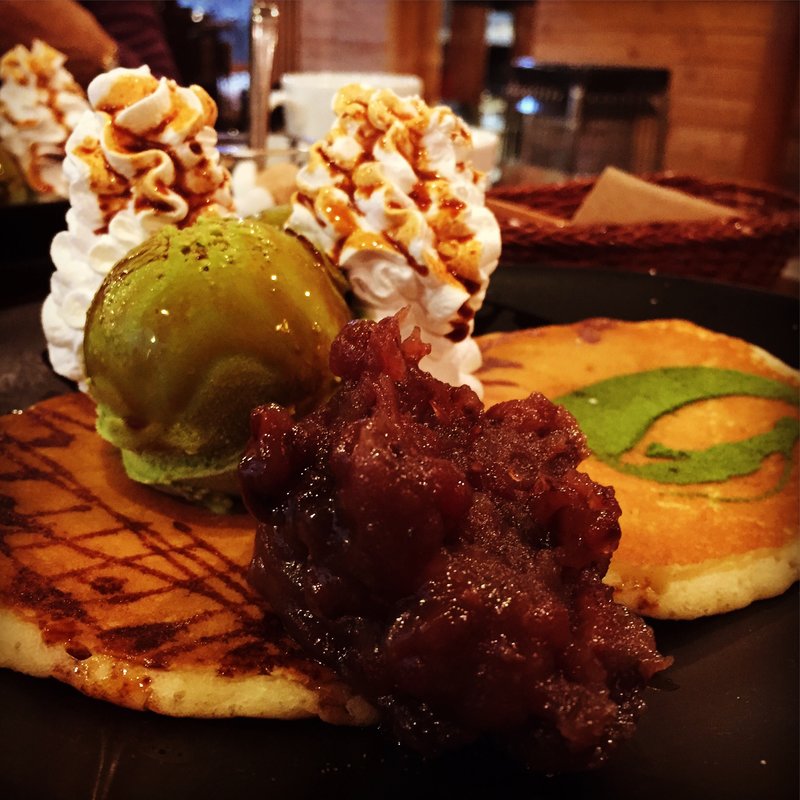 抹茶アイスとパンケーキ(貴船倶楽部 （キフネクラブ）)