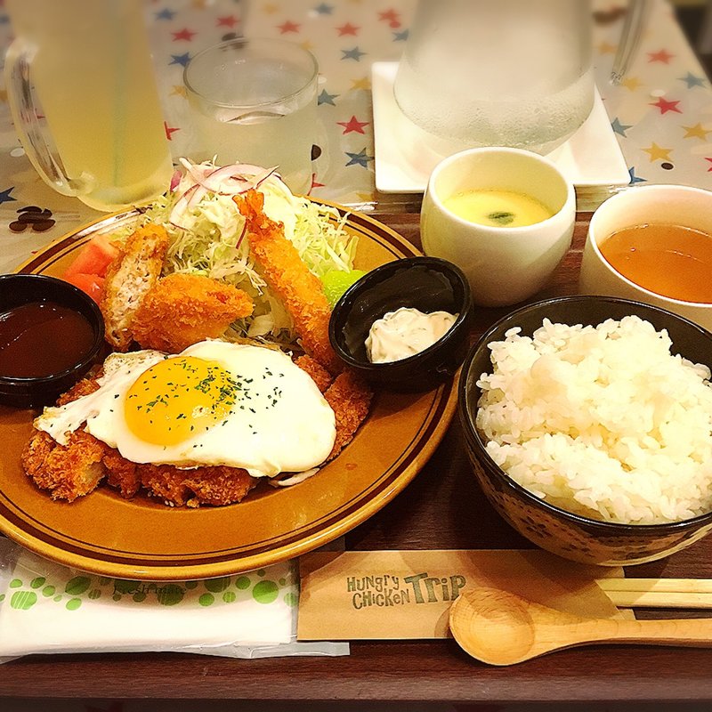 チキンカツよりとんかつ派のミックスフライ定食(ハングリーチキントリップ )