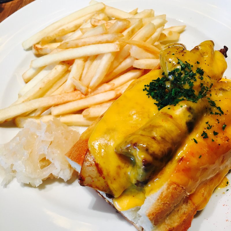 (グロリアス チェーン カフェ （glorious chain cafe）)