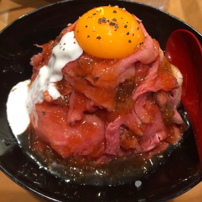 ローストビーフ丼(西宮ガーデンズ)