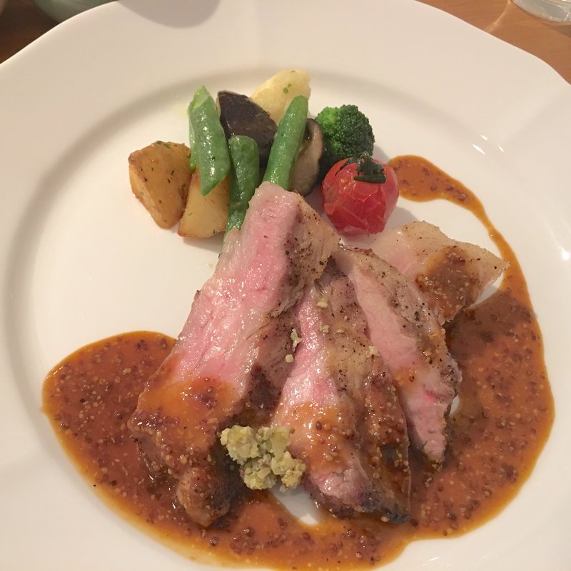 鶏肉のグリル 粒マスタード(フレンチ食堂 アルモニ)