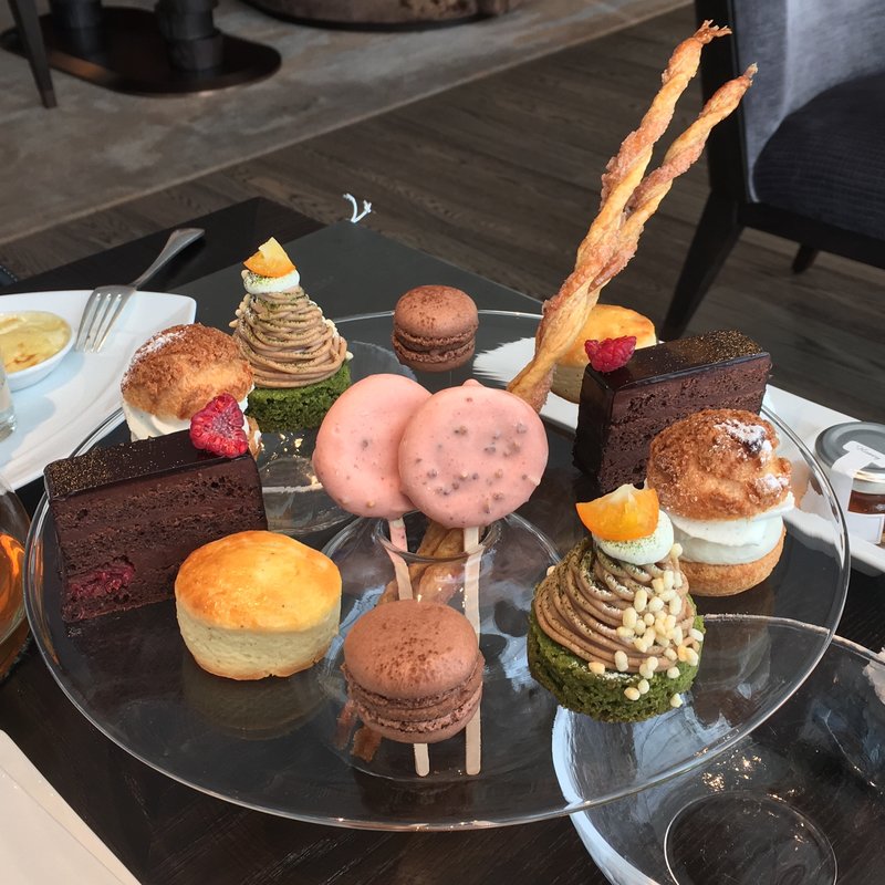afternoon tea(MOTIF （モティーフ【旧店名】エキ・バー＆グリル）)