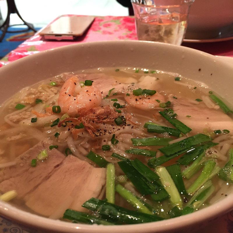 具だくさんのフォー(KHANHのベトナムキッチン 銀座999)