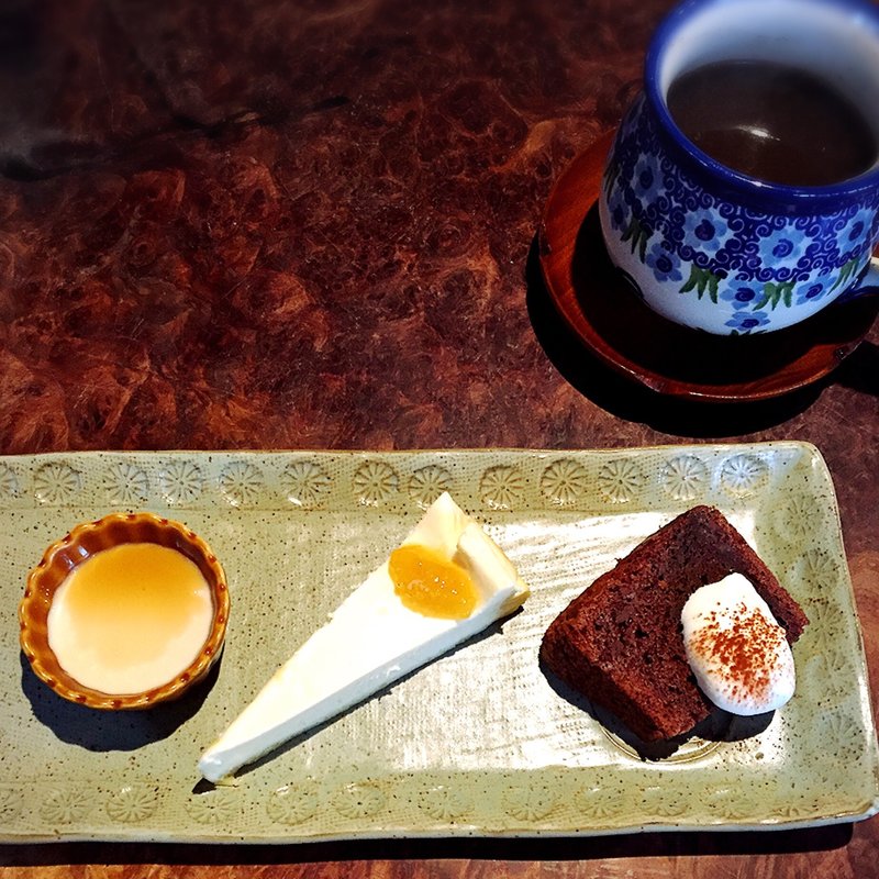 デザート3点盛り合わせ(ラプティトゥポルト )