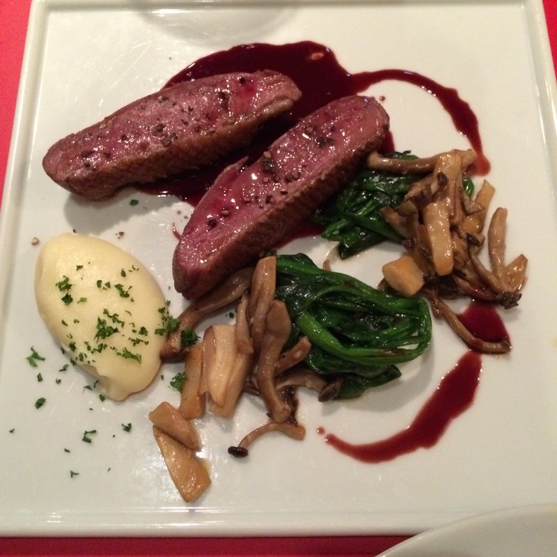 あじる亭看板メニュー！お肉屋さんの前菜盛り合わせ