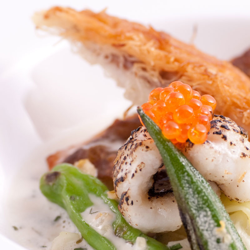 鱧のグリル　イクラのせ(a la louche -ア・ラ・ルーシュ-)