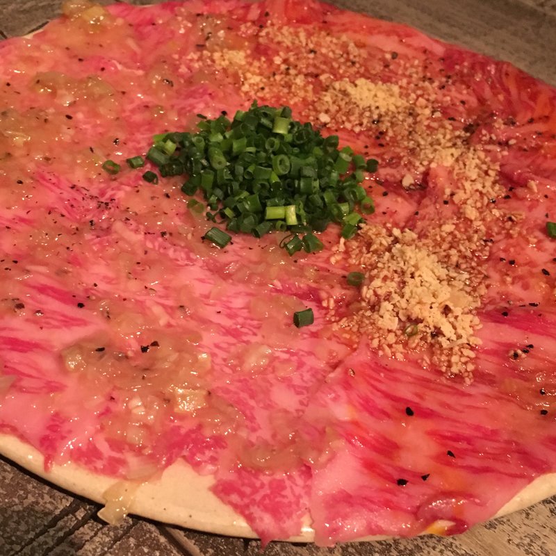 日本一のサーロイン・ユッケ ハーフ&ハーフ(代官山焼肉kintan)