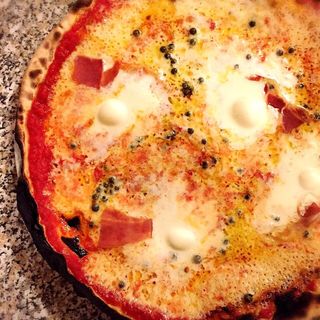 本格ピザを堪能できる！東京新宿で食べられるピザ10選