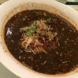 黒担々麺(四川料理 龍の子)