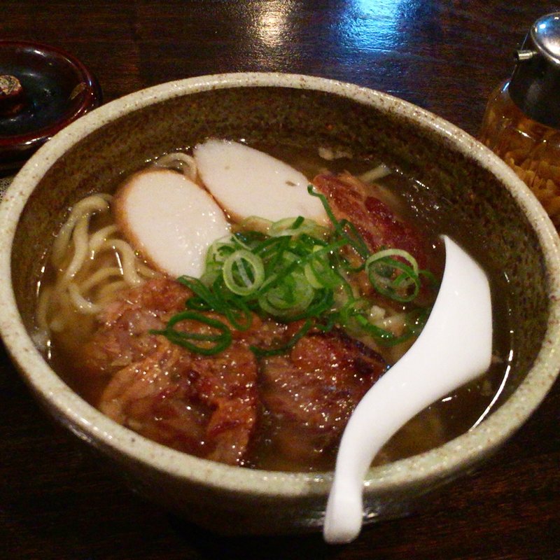 軟骨ソーキそば(泡盛と沖縄料理 龍泉 国際通り店)