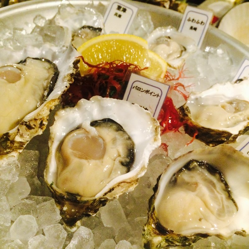 厳選生牡蠣6種食べ比べ(ペスカデリア 銀座)