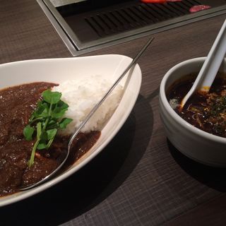 極上KINTANカレーと激辛担々麺セット(表参道焼肉KINTAN)