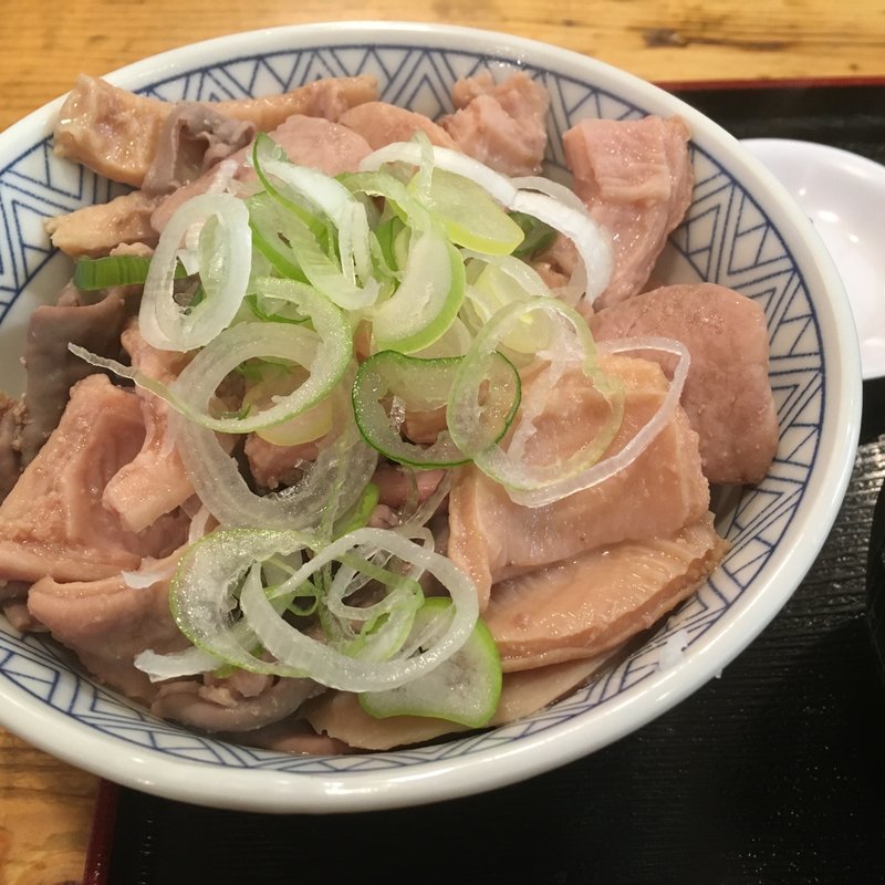 牛もつ煮丼(ホルモン屋 だん はなれ 新橋3号店 )
