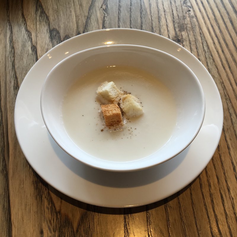 本日の季節野菜のポタージュ(ボナペティ )