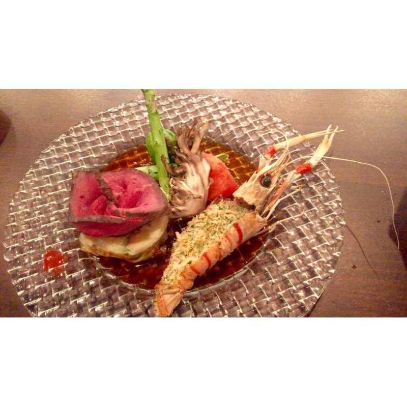 手長エビの香草パン粉焼き&ローストビーフ〜焼き野菜を添えて〜(Osteria Gru)