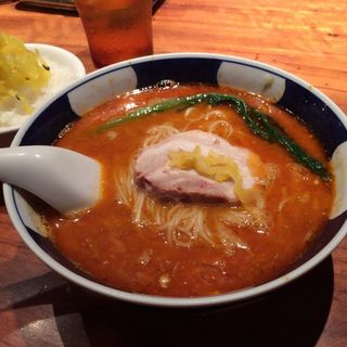 担々麺(支那麺 はしご 銀座四丁目店)