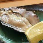 生牡蠣(寿司さか本)