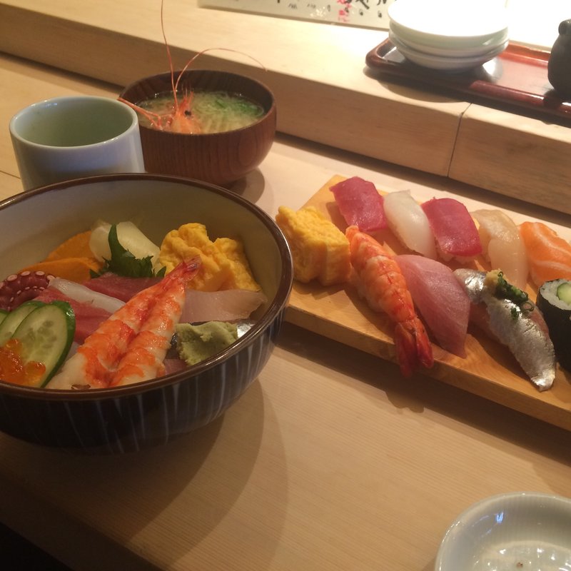 (寿司居酒屋 八兵衛 青山本店)