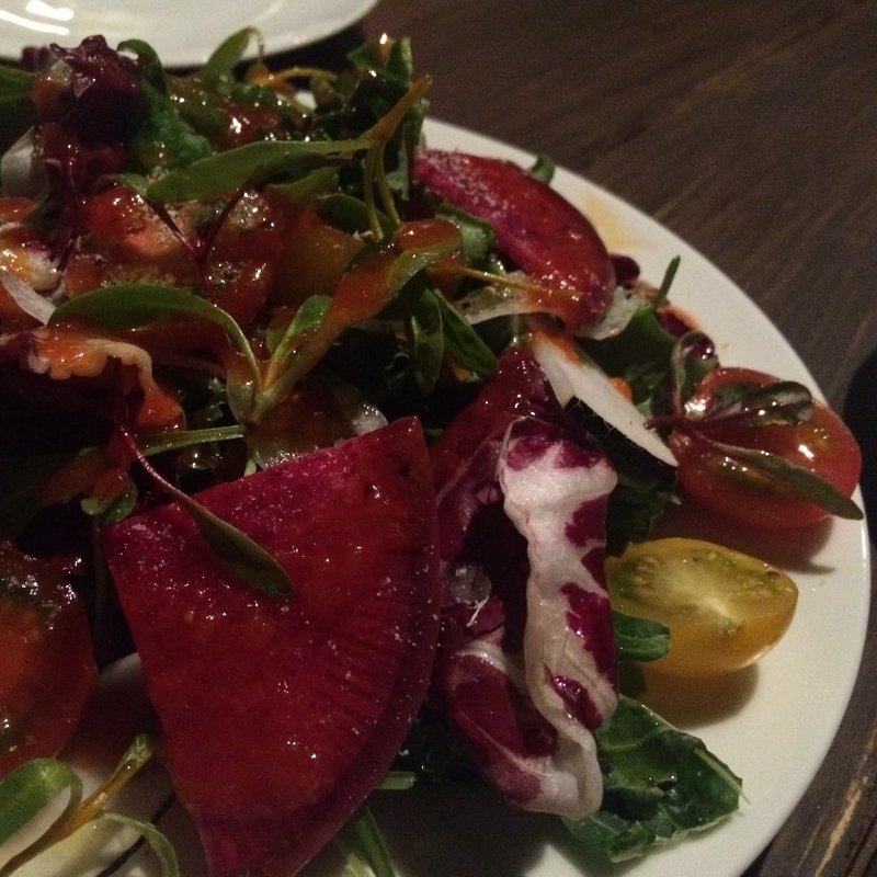 季節のサラダ 手作りトマトドレッシング(クジラ （クジラ）)