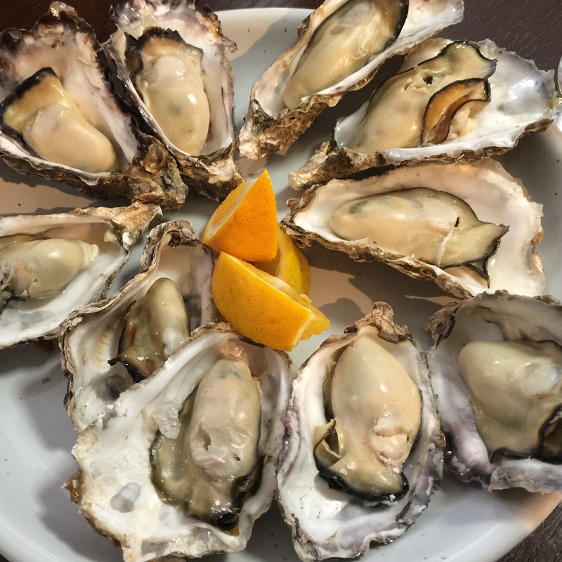 焼き牡蠣(お食事処「かましま」)