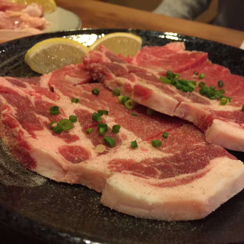 豚トロ(焼肉 多牛 竹下本店)