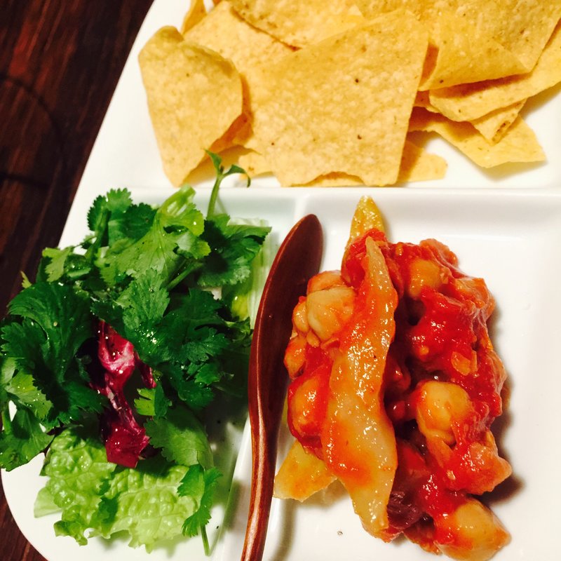 ハムス(ひよこ豆のペースト)(ラム&パクチー Salad days)