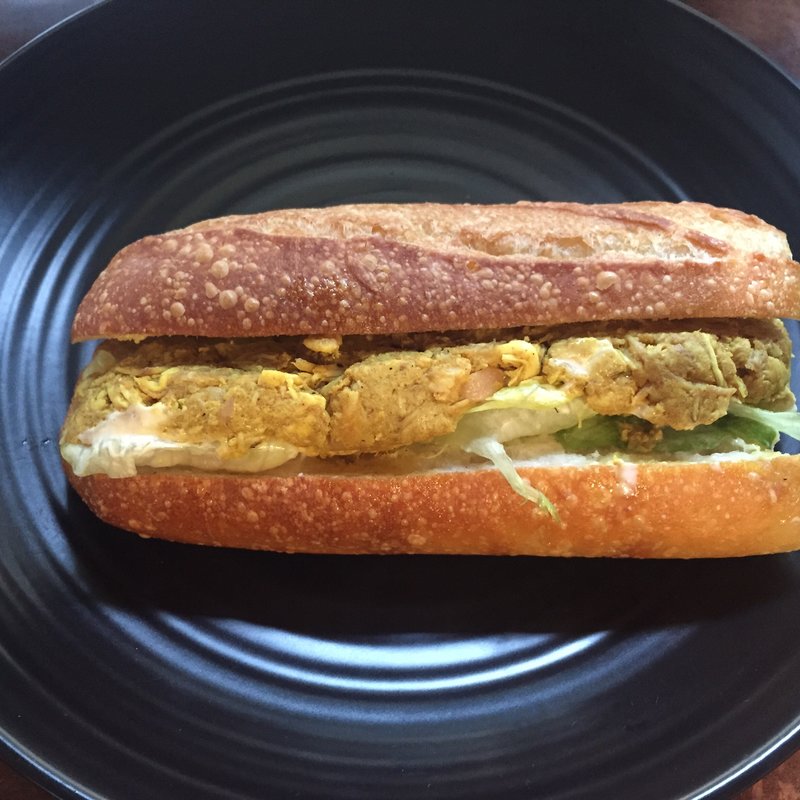 ピーレキュリー 鶏肉のカレー味ピネグレットソース(シャポードパイユ)