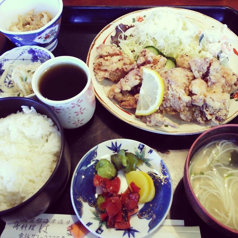 唐揚げ定食(レストランはま )