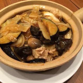 茄子と豚肉の土鍋ご飯(紅虎餃子房)